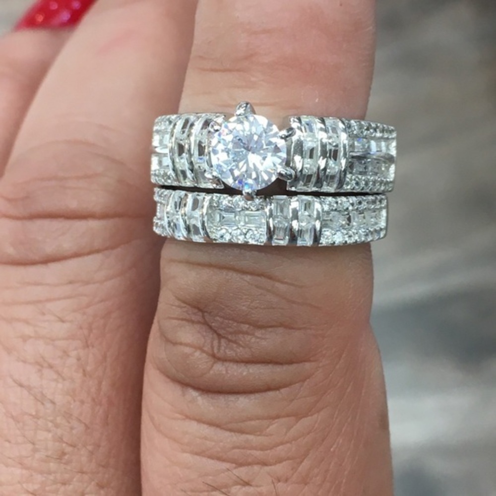 Engagement ring and wedding band 2pc set